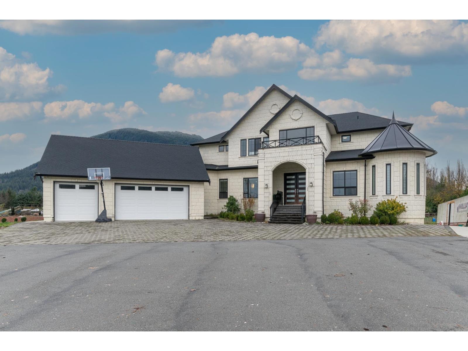 8528 SYLVESTER ROAD
