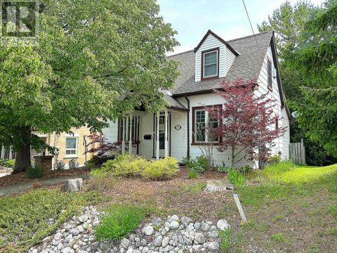 357 10TH AVENUE Hanover ON N4N2N4