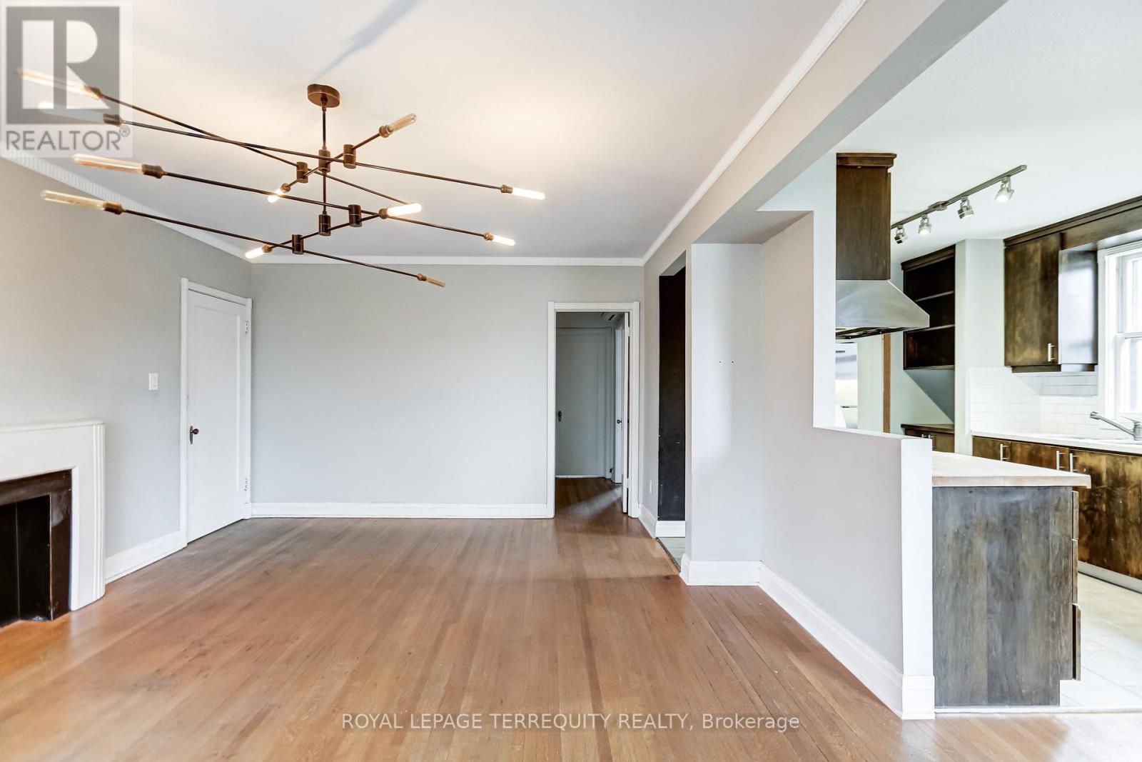 2 - 1176 MOUNT PLEASANT ROAD