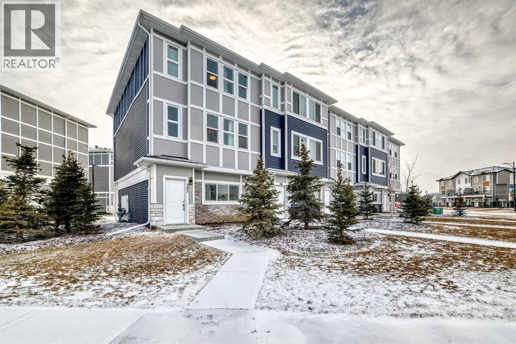 205, 33 Merganser Drive W