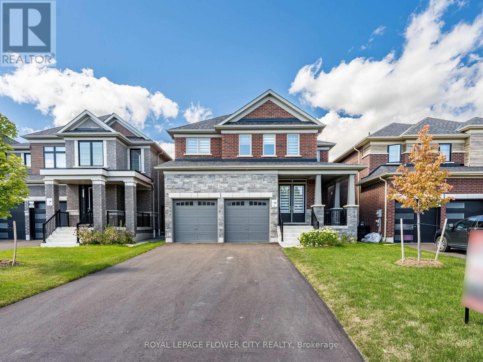 26 HUMMINGBIRD GROVE