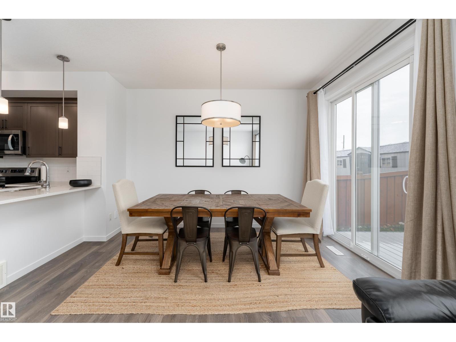 2522 152 AV NW