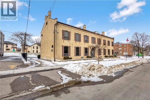 80 CHATHAM Street Brantford ON N3T2P1