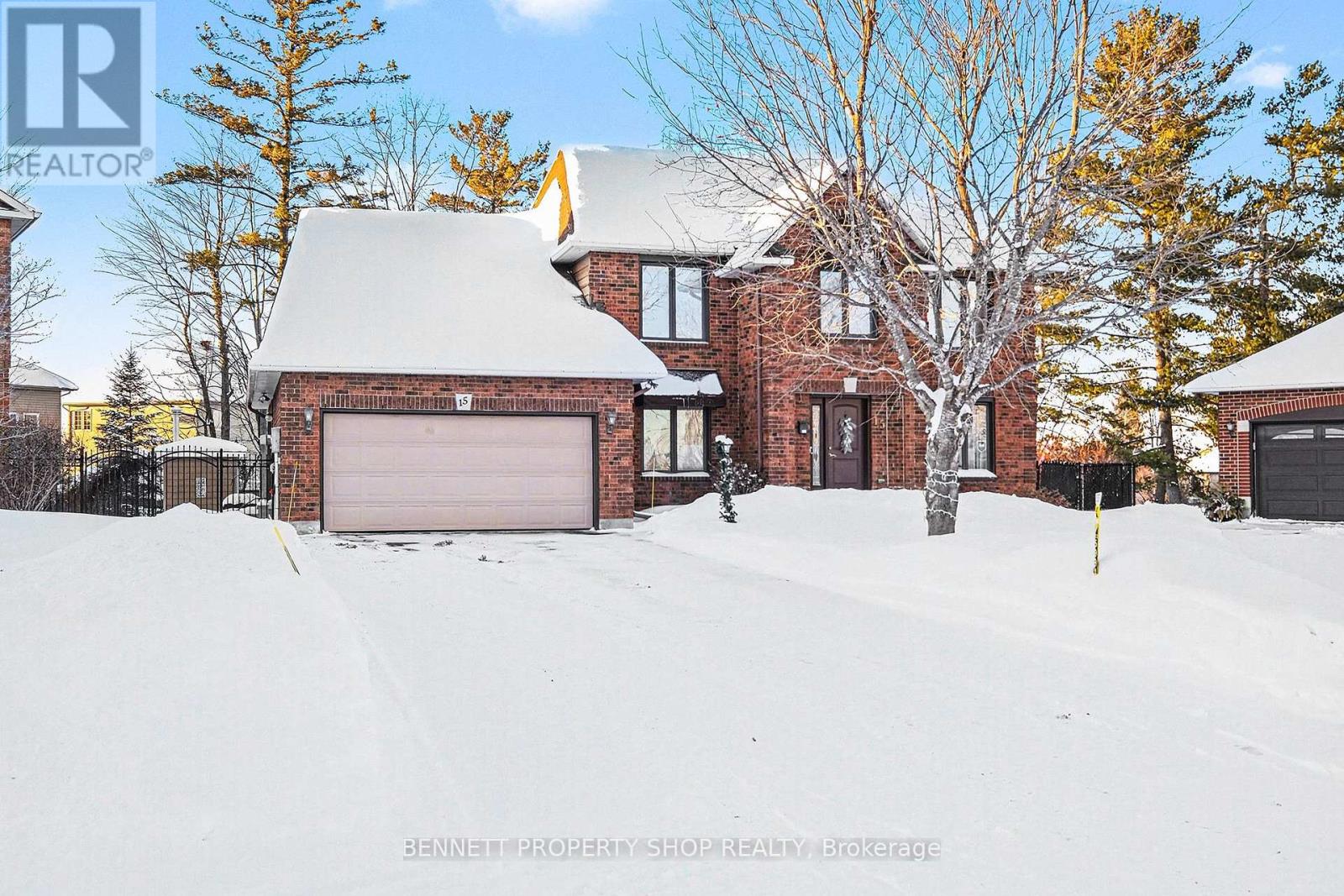 15 BRANDY CREEK CRESCENT