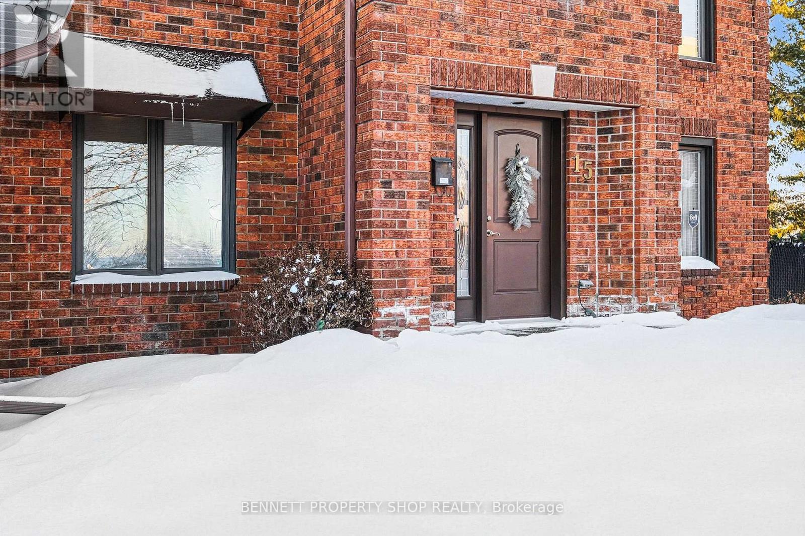 15 BRANDY CREEK CRESCENT