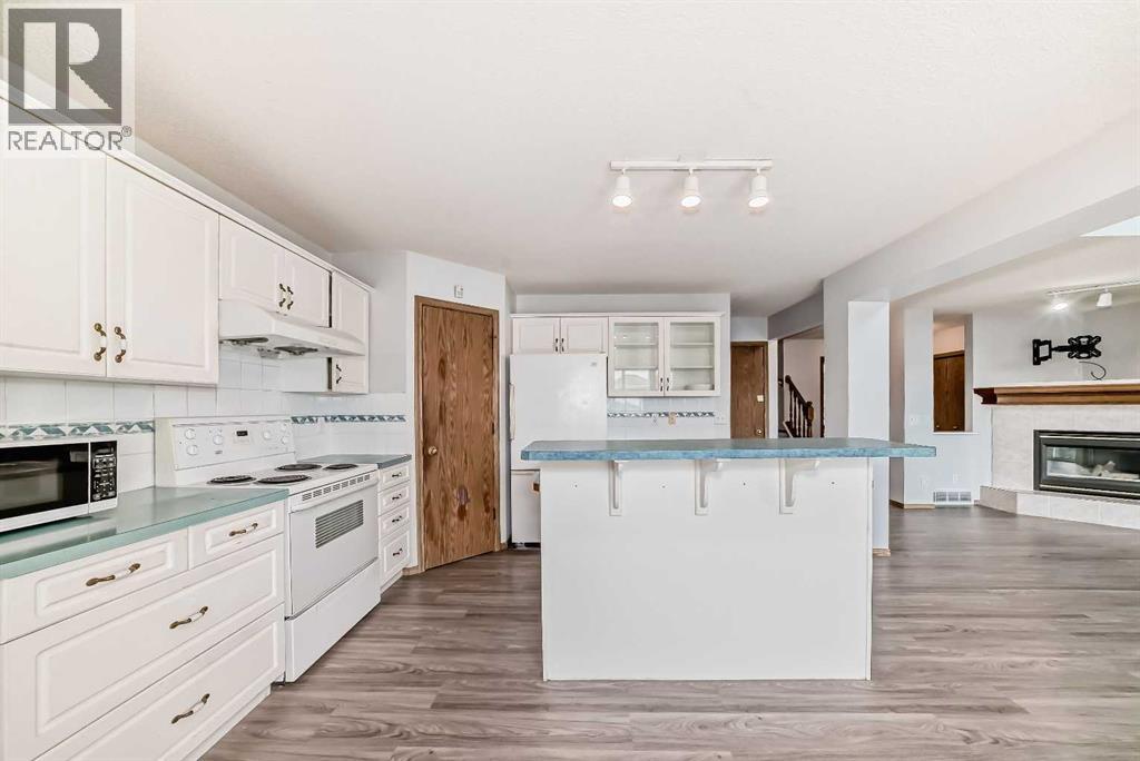 172 Panorama Hills Place NW