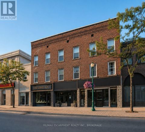 94 KING STREET W Brockville ON K6V3P6