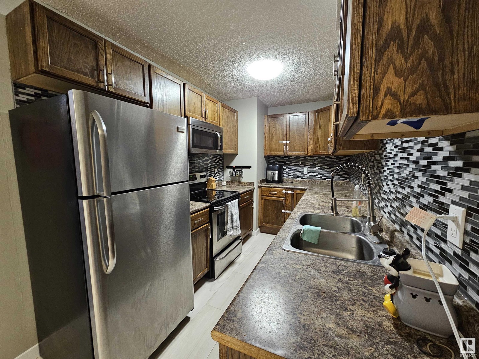 #105 53 AKINS DR