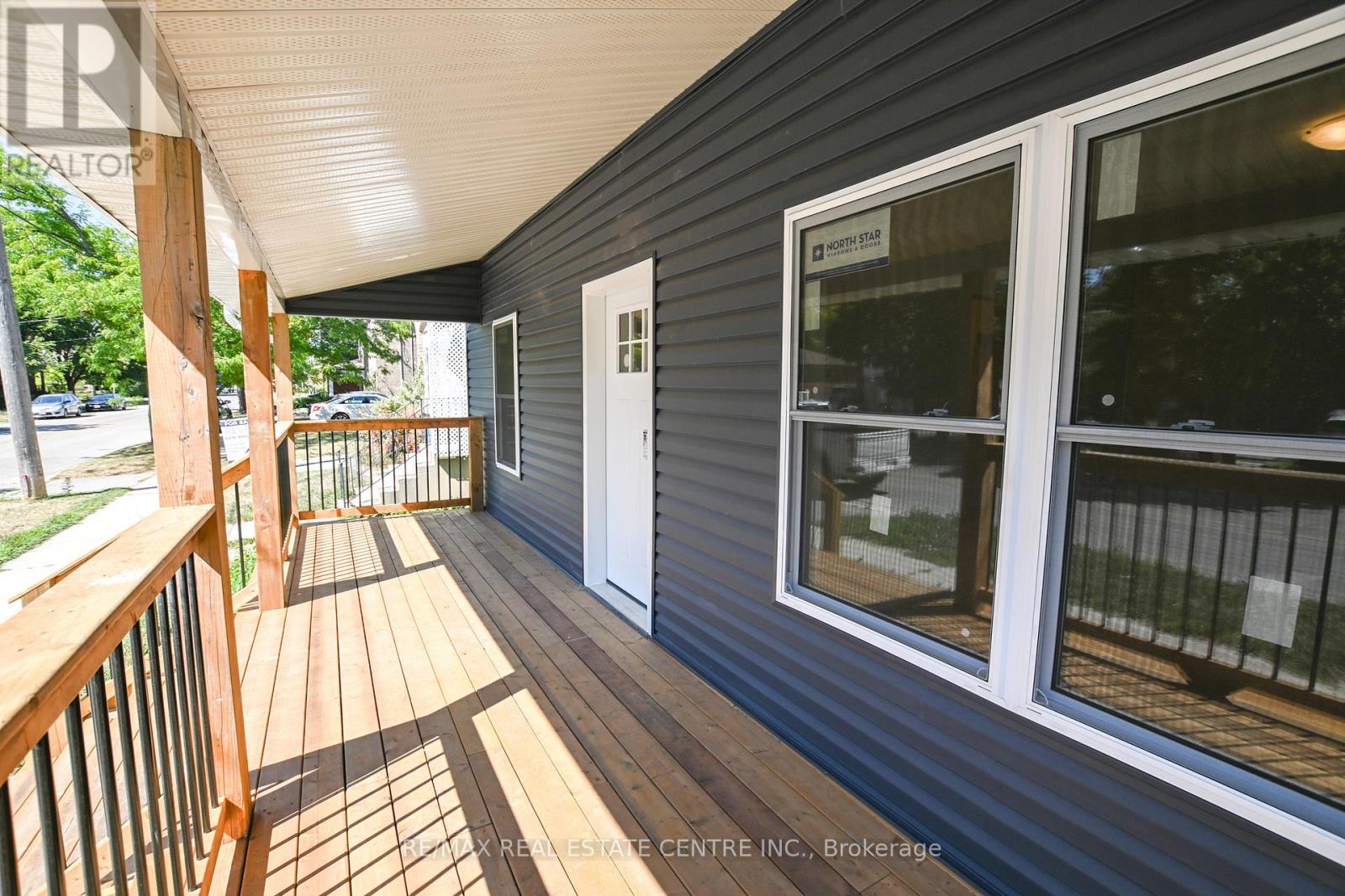284 DARLING STREET