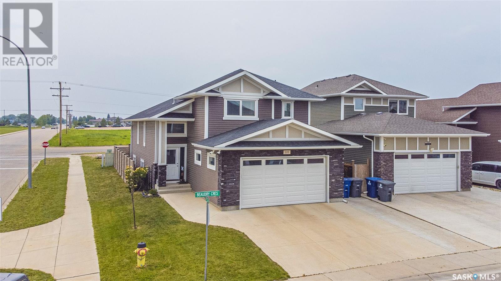 101 Beaudry CRESCENT
