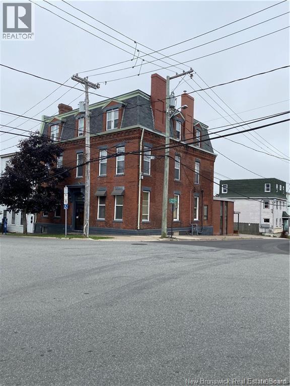 Photo 1 of 18 — 101 Carleton Street, Saint John, NB E2L2Z2