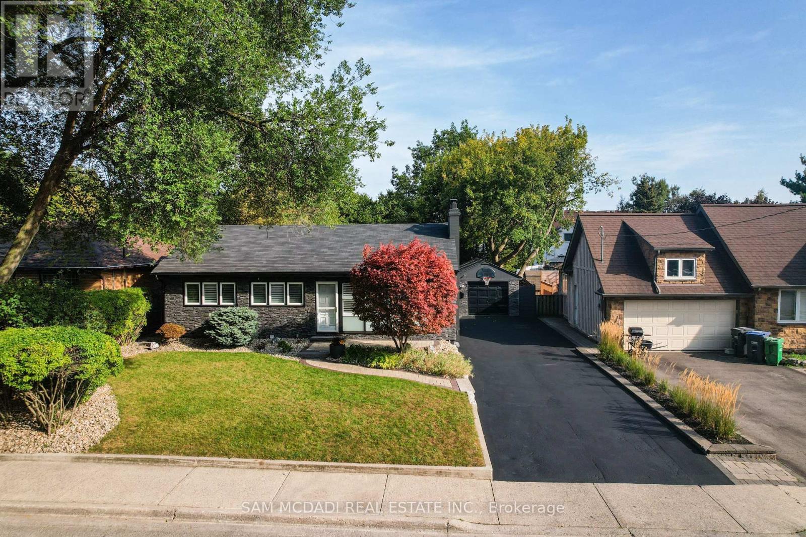 1140 HALLIDAY AVENUE