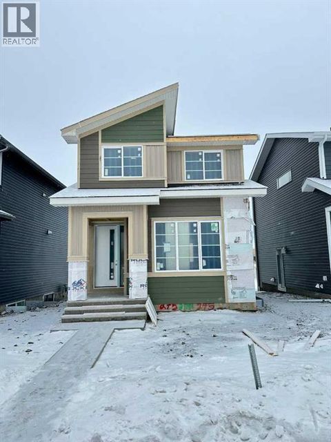 275 Waterford Heights Chestermere AB T1X3B6