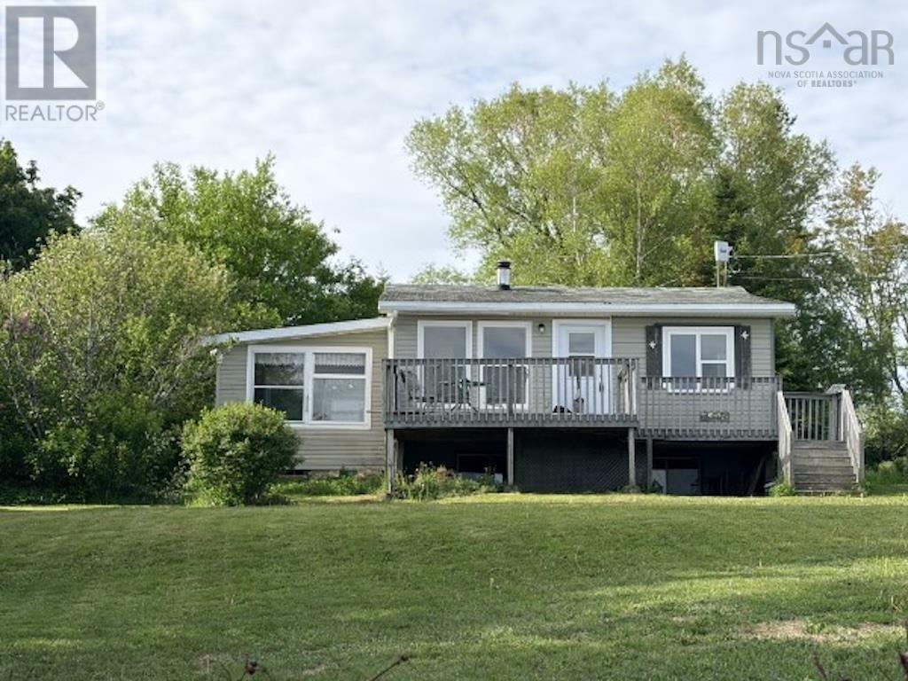 Photo 1 of 37 — 80 Appalosa Trail, Bayhead, NS B0K1V0