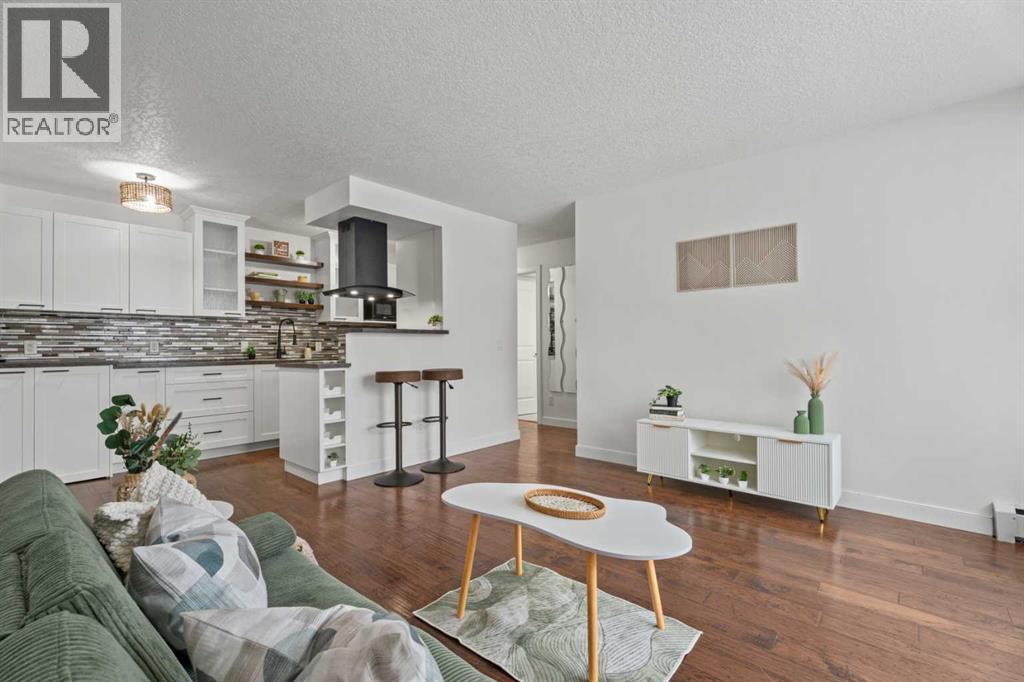 105, 123 24 Avenue SW