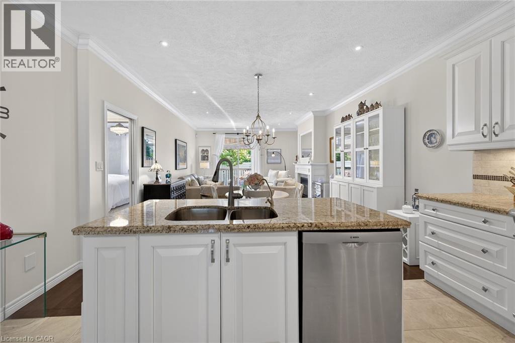 244 DUNDAS Street Unit# 3