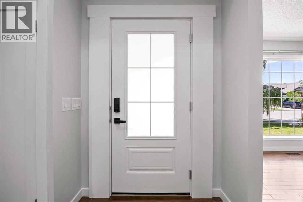 73 Riverview Close SE