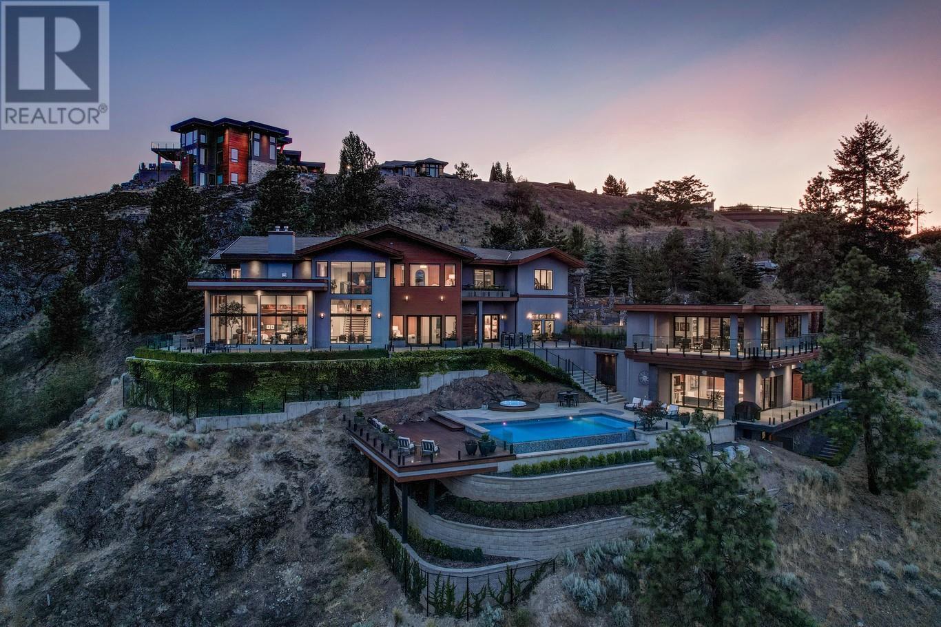 733 Forestridge Lane