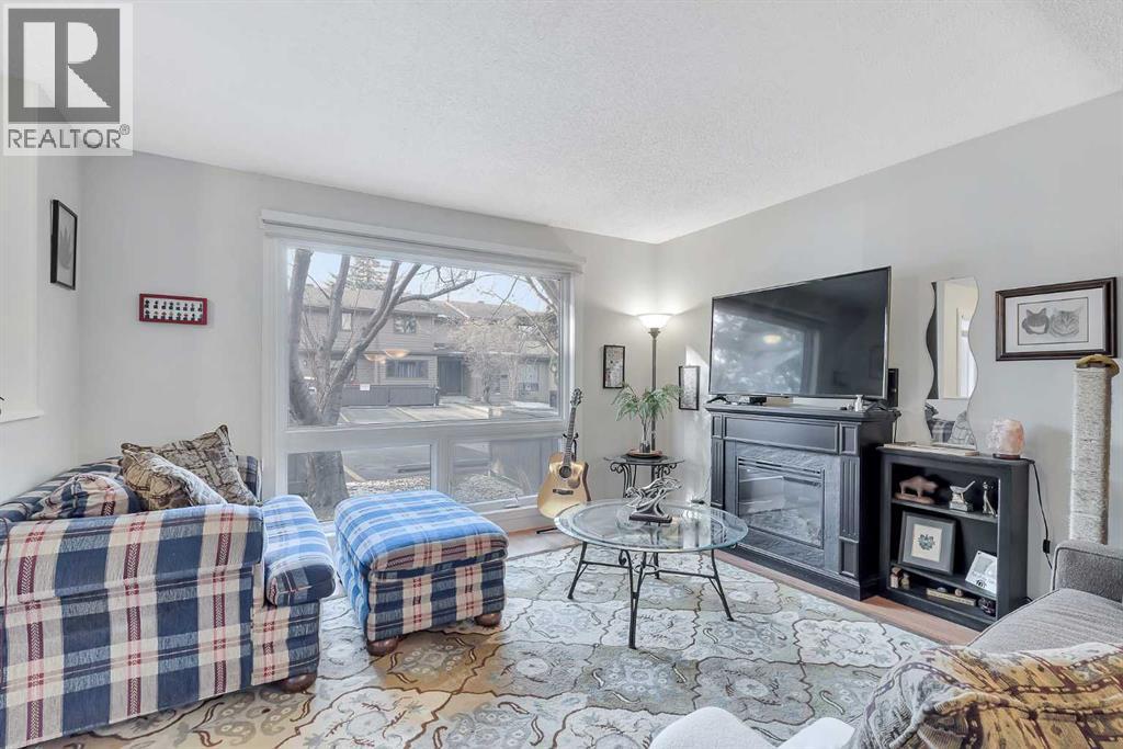 112, 2300 Oakmoor Drive SW