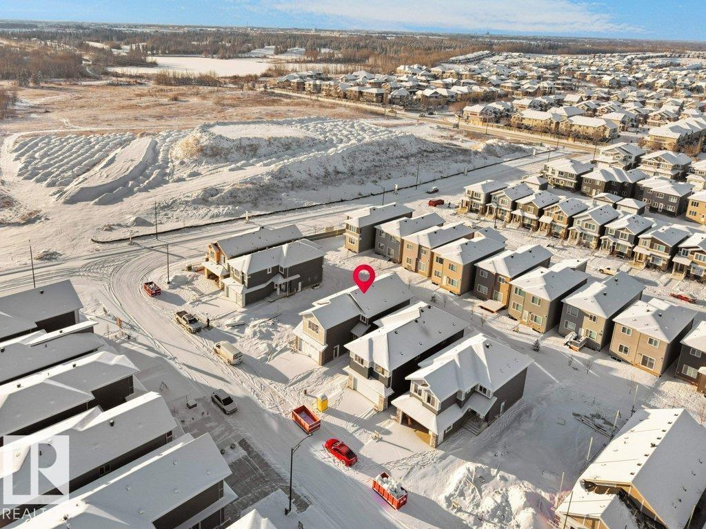 3310 Chickadee Dr NW