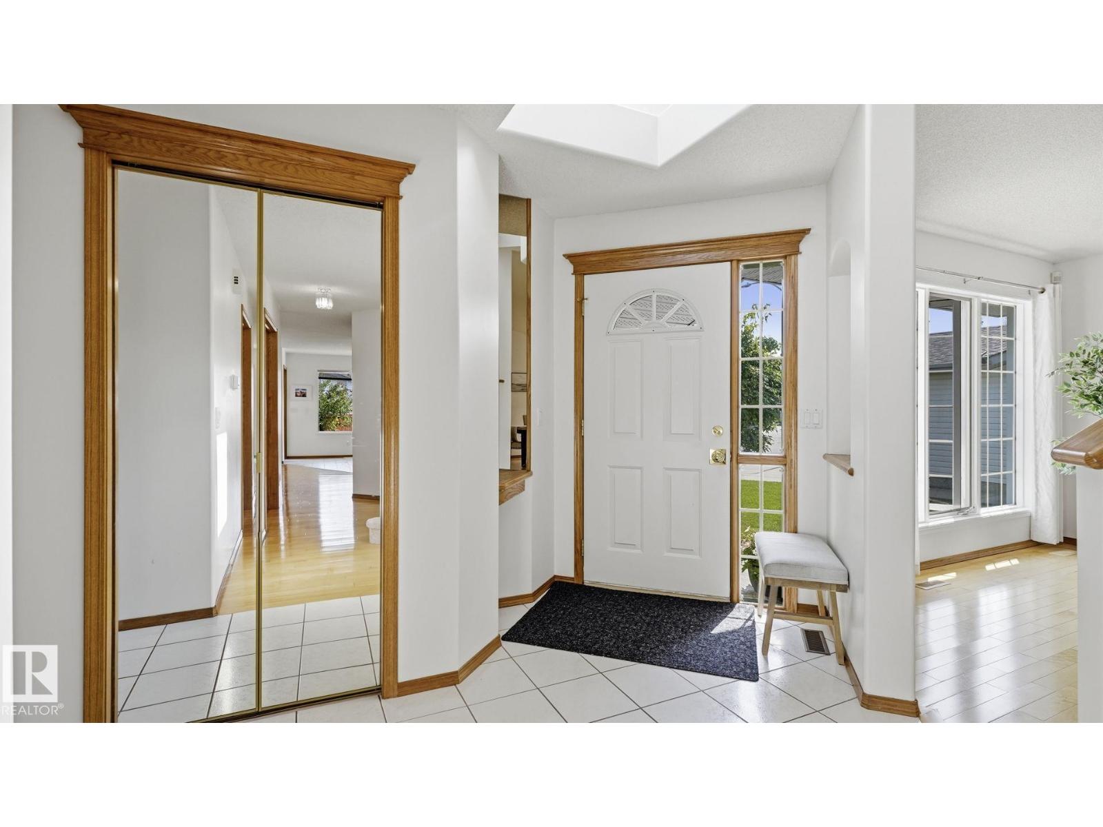 1225 KANE WD NW