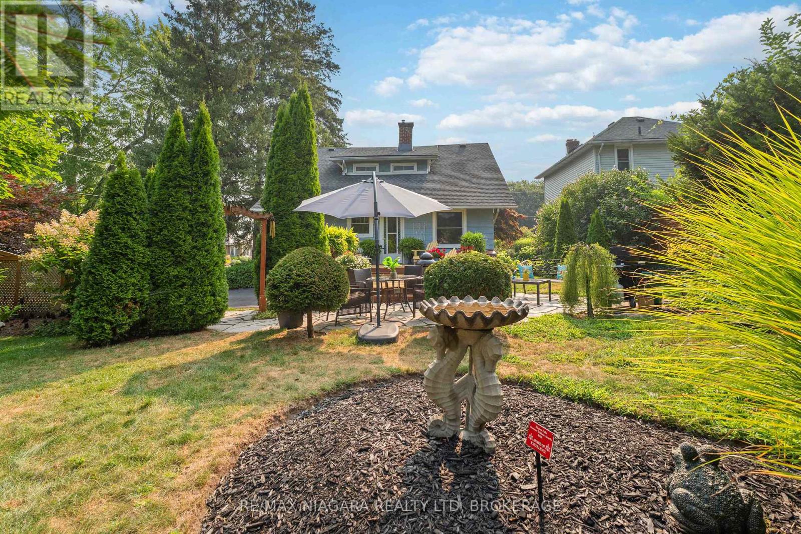 5761 PRINCE EDWARD AVENUE