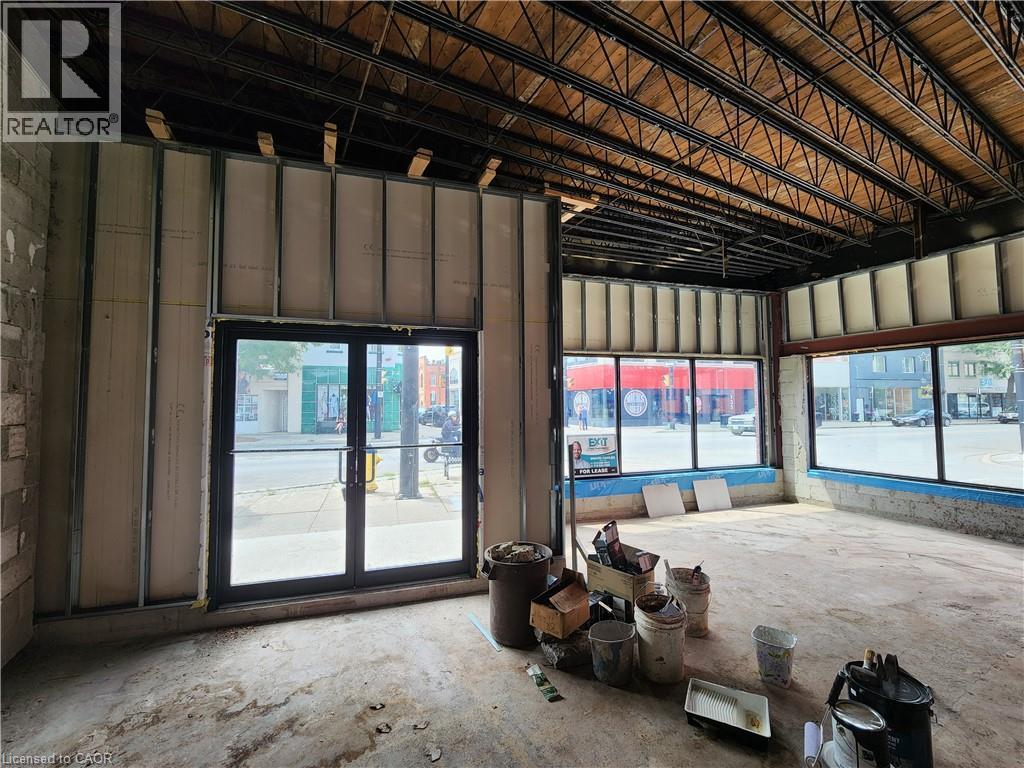 130 CHRISTINA Street N