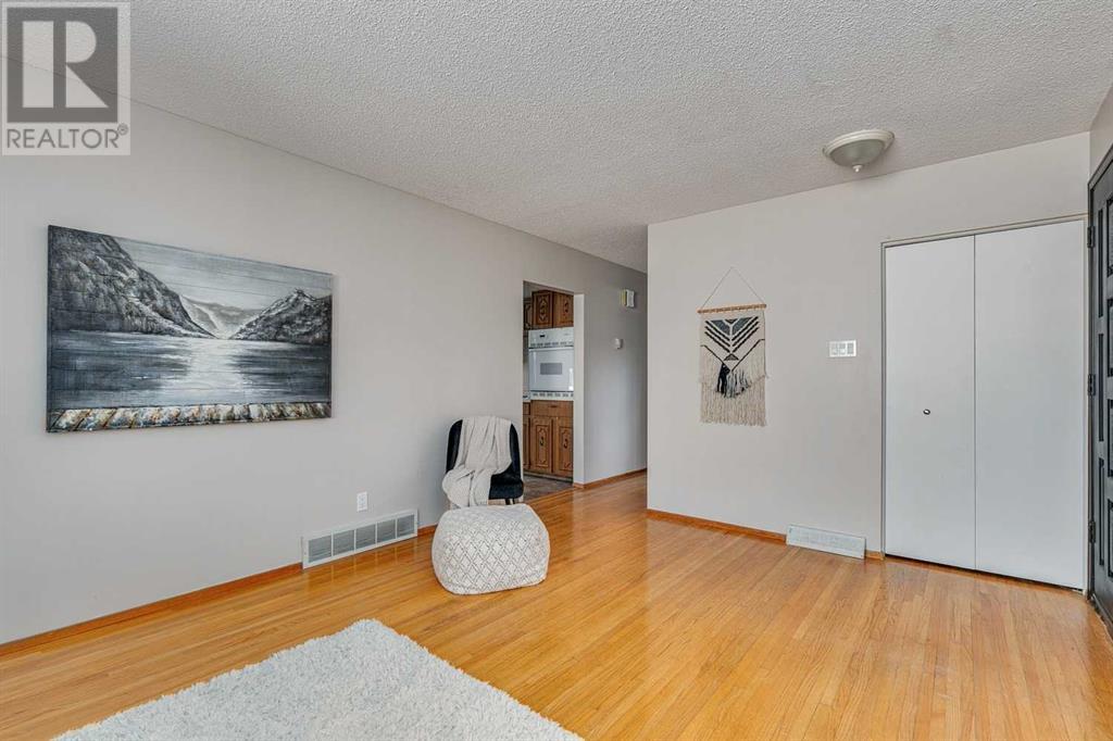 30 Hutton Place SW