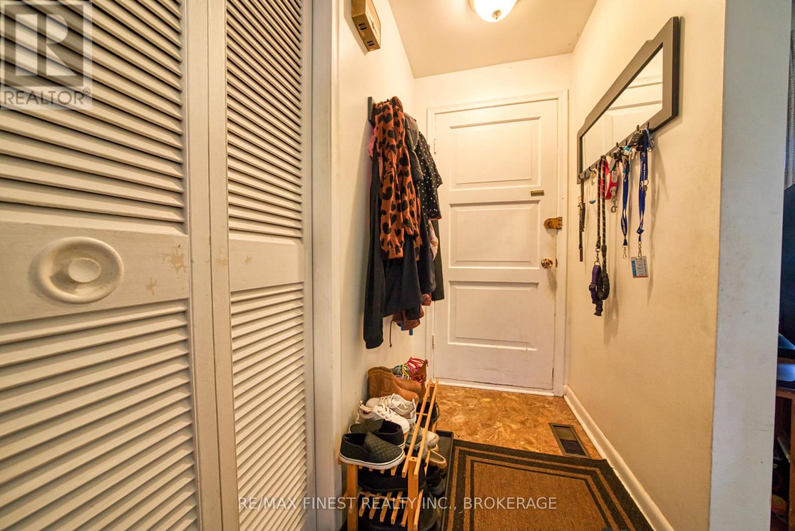 107 CASTERTON AVENUE