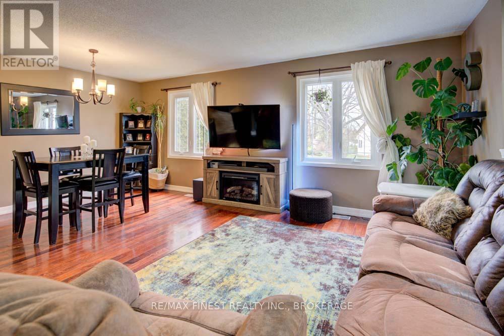 1 HERITAGE DRIVE