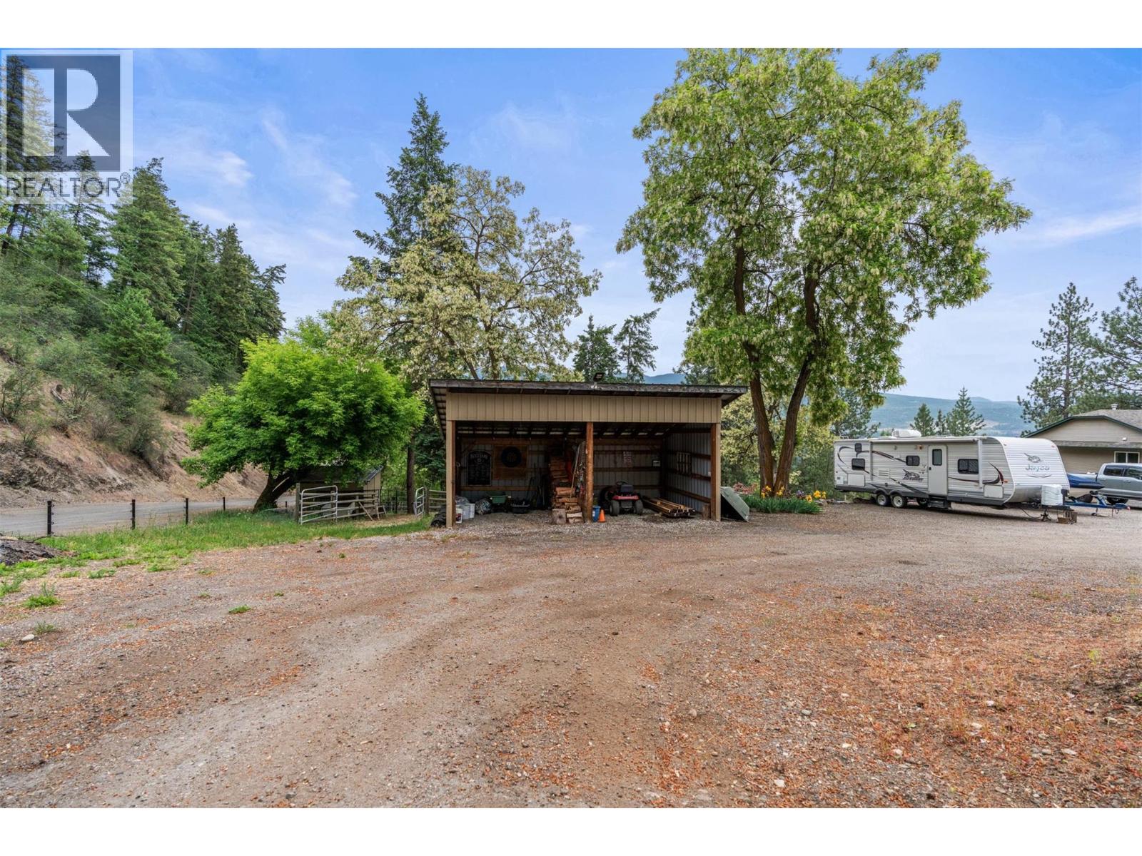 4666 Grandview Flats Road N