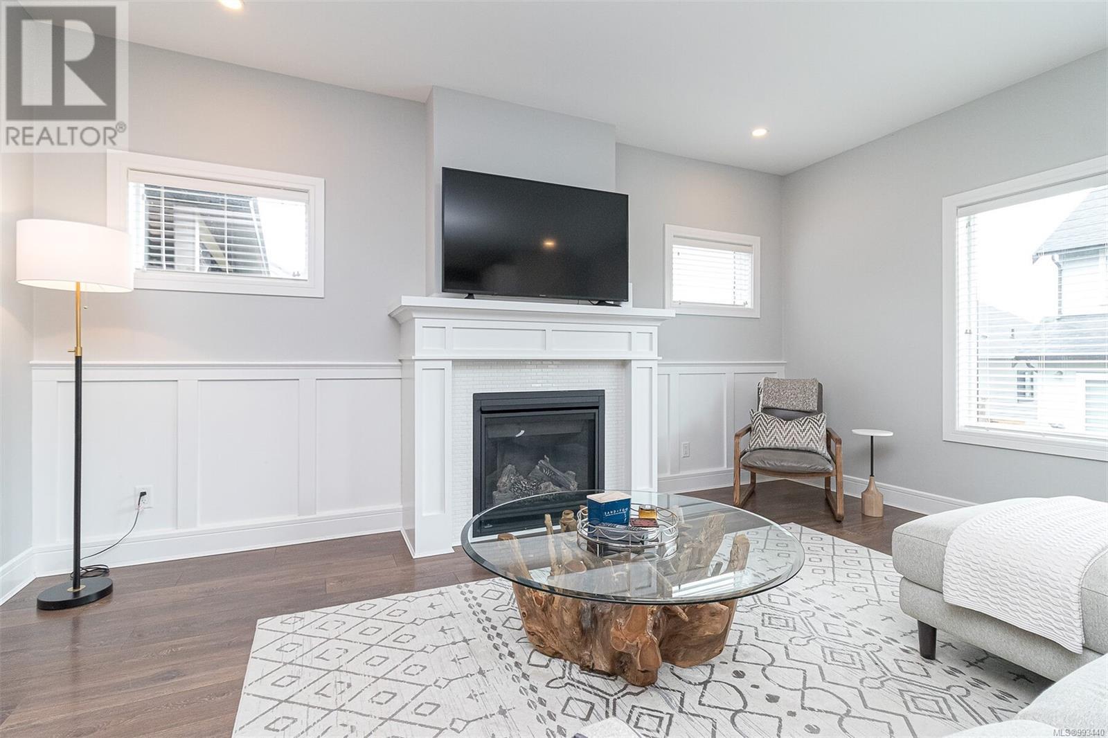 1226 Nova Crt