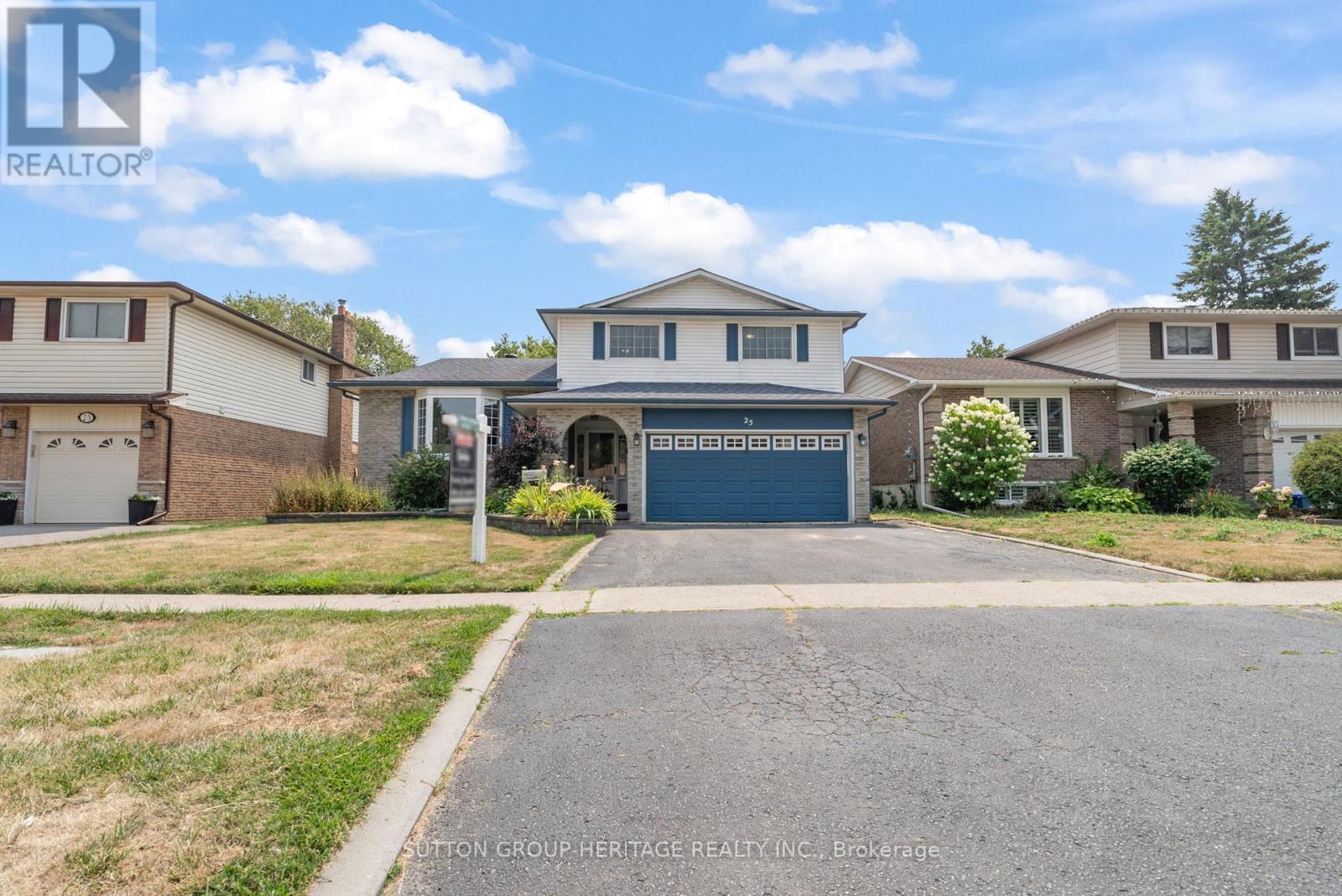 25 CARRUTHERS DRIVE