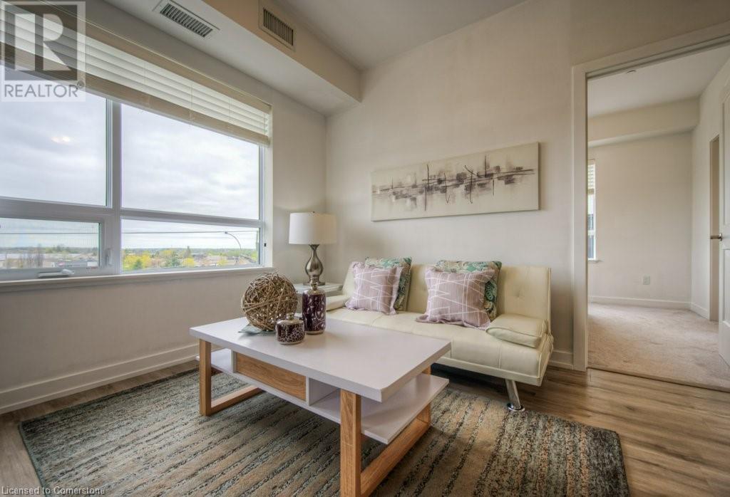 251 NORTHFIELD Drive E Unit# 422