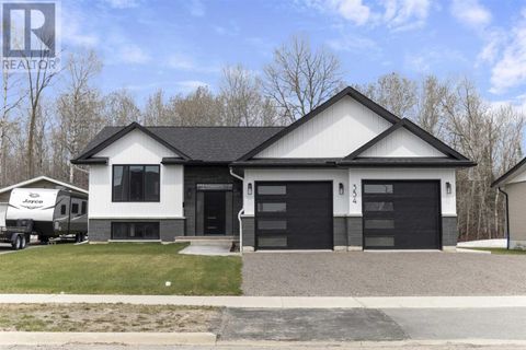 354 Rossmore RD Sault Ste. Marie ON P6C2Z3