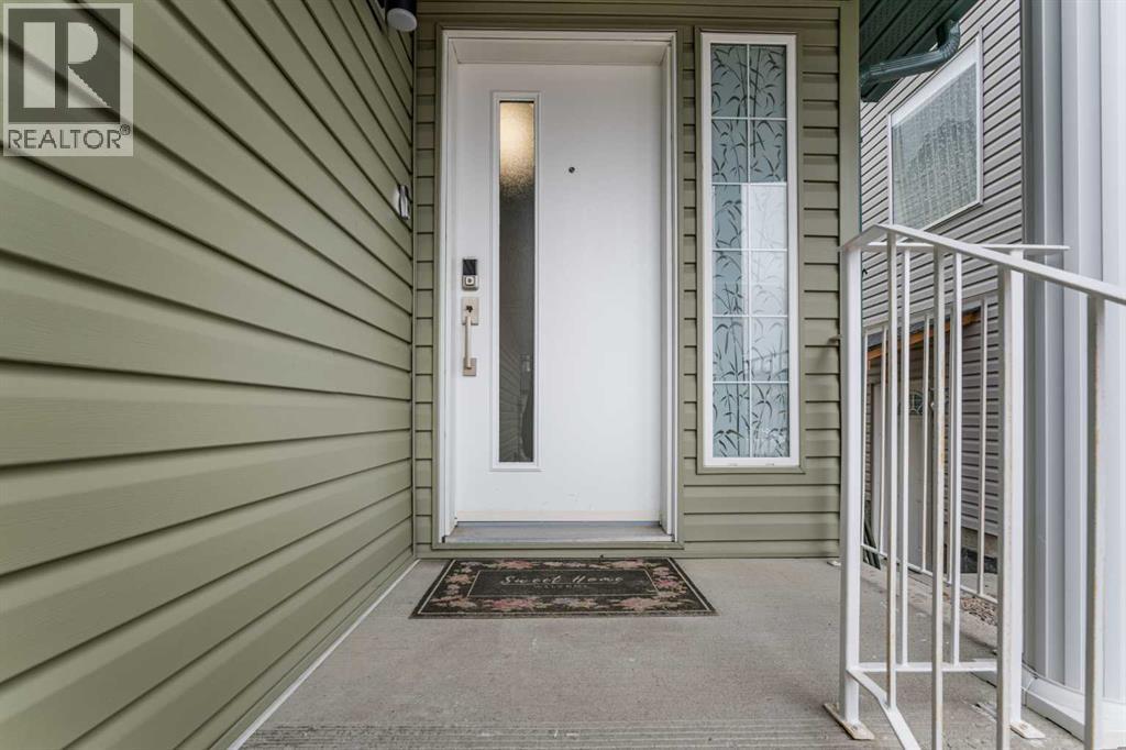 31 Saddleback Way NE