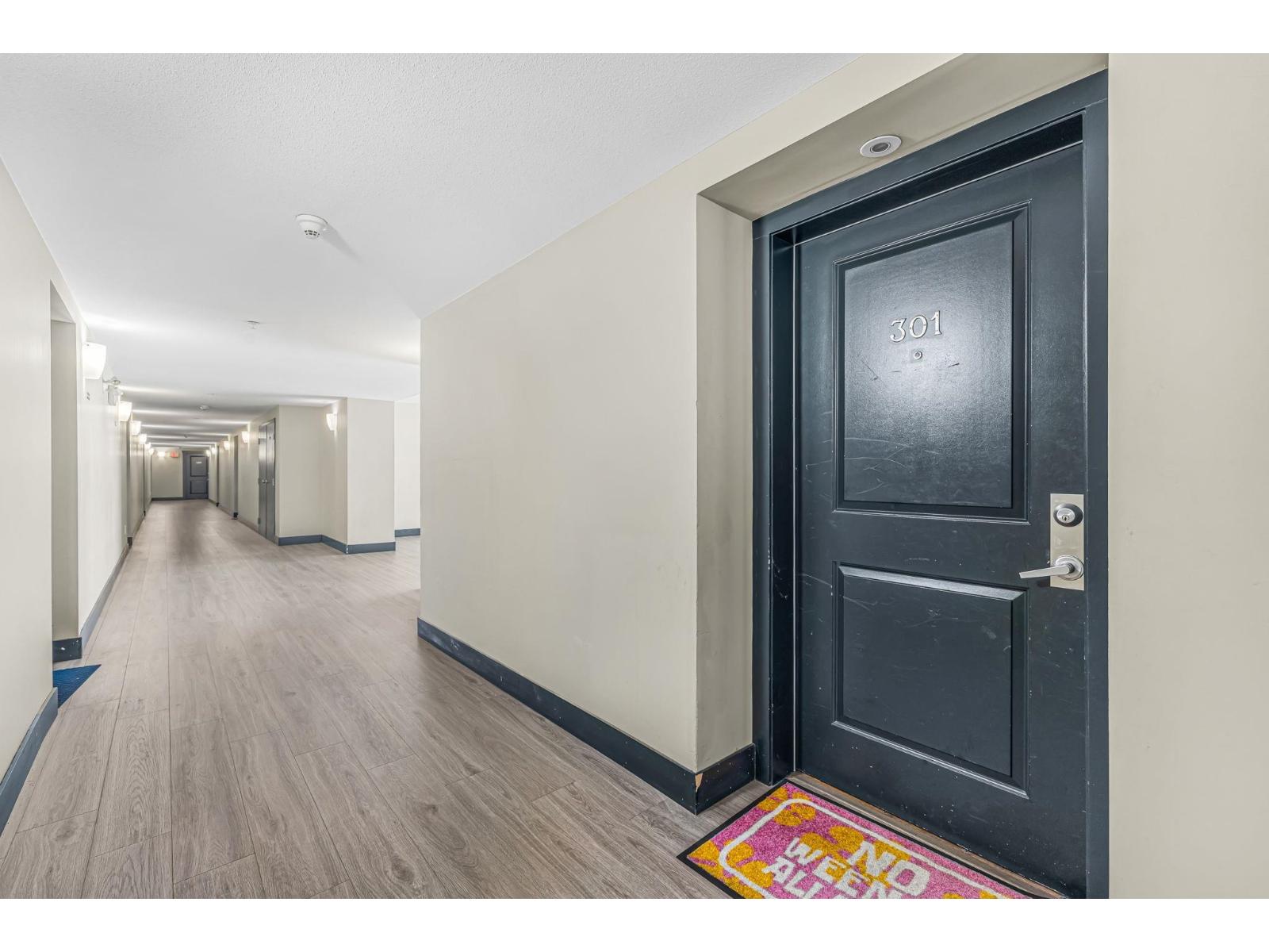 301 45561 YALE ROAD|Chilliwack Proper South