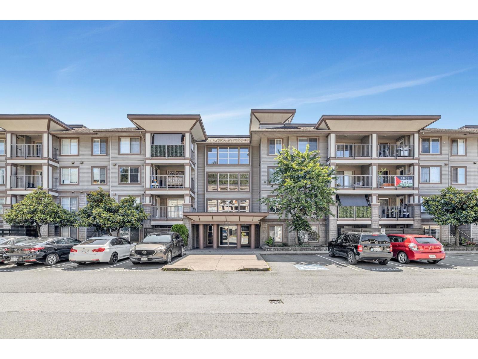 301 45561 YALE ROAD|Chilliwack Proper South