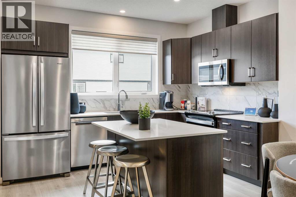 16 Amblefield View NW