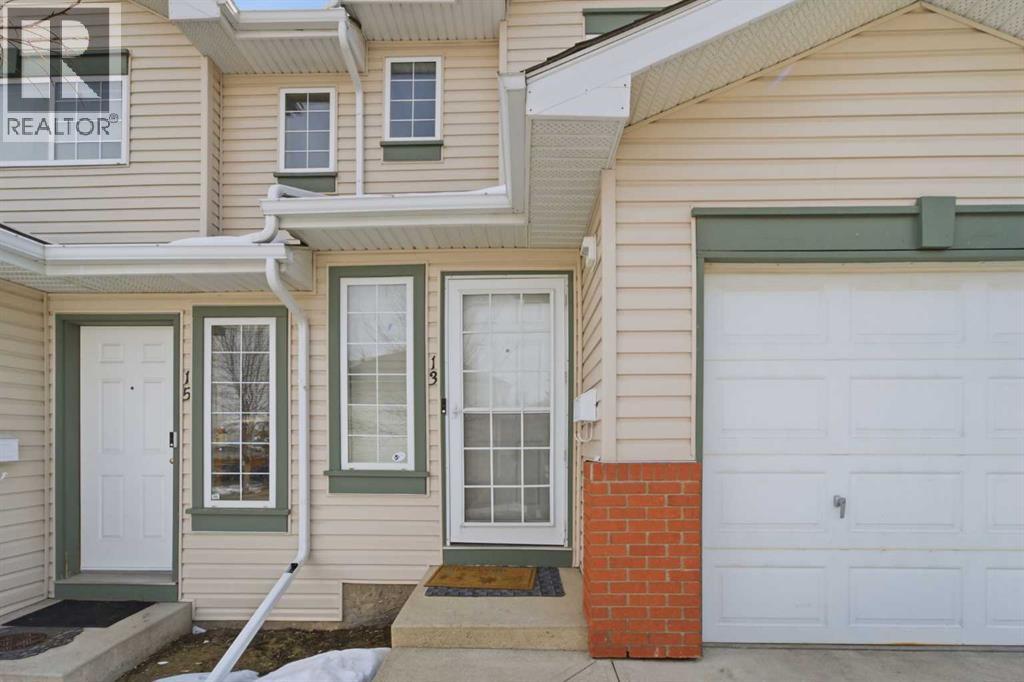 13 Country Hills Villa NW