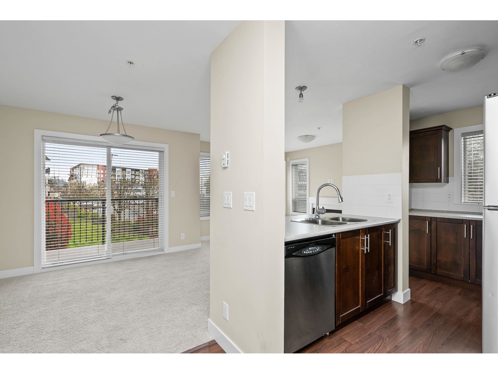 205 9422 VICTOR STREET|Chilliwack Proper East