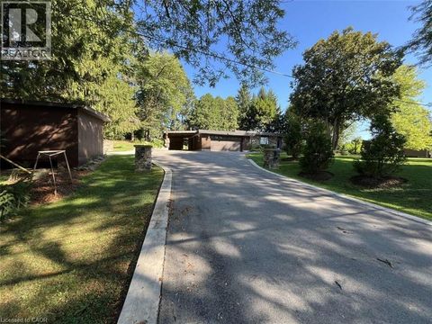 915 GOVERNORS Road Dundas ON L9H5E3