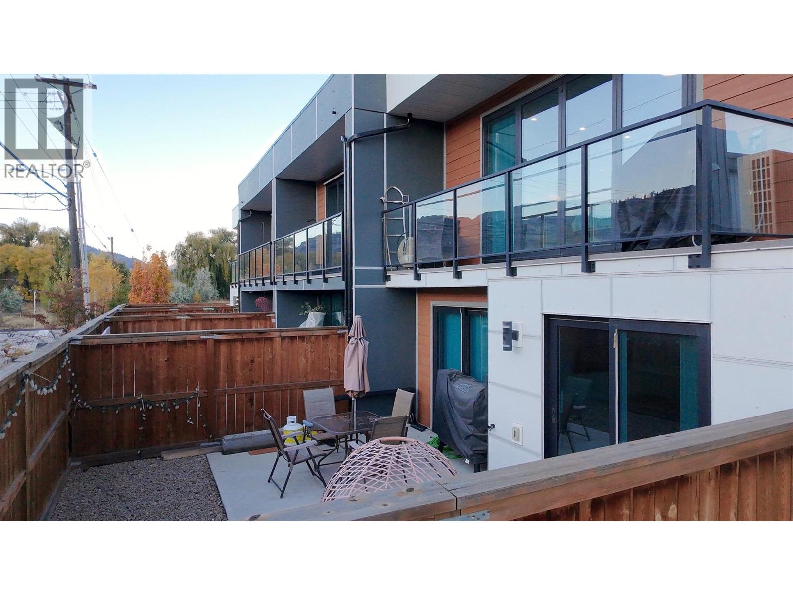 5995 Oliver Landing Crescent Unit# 4