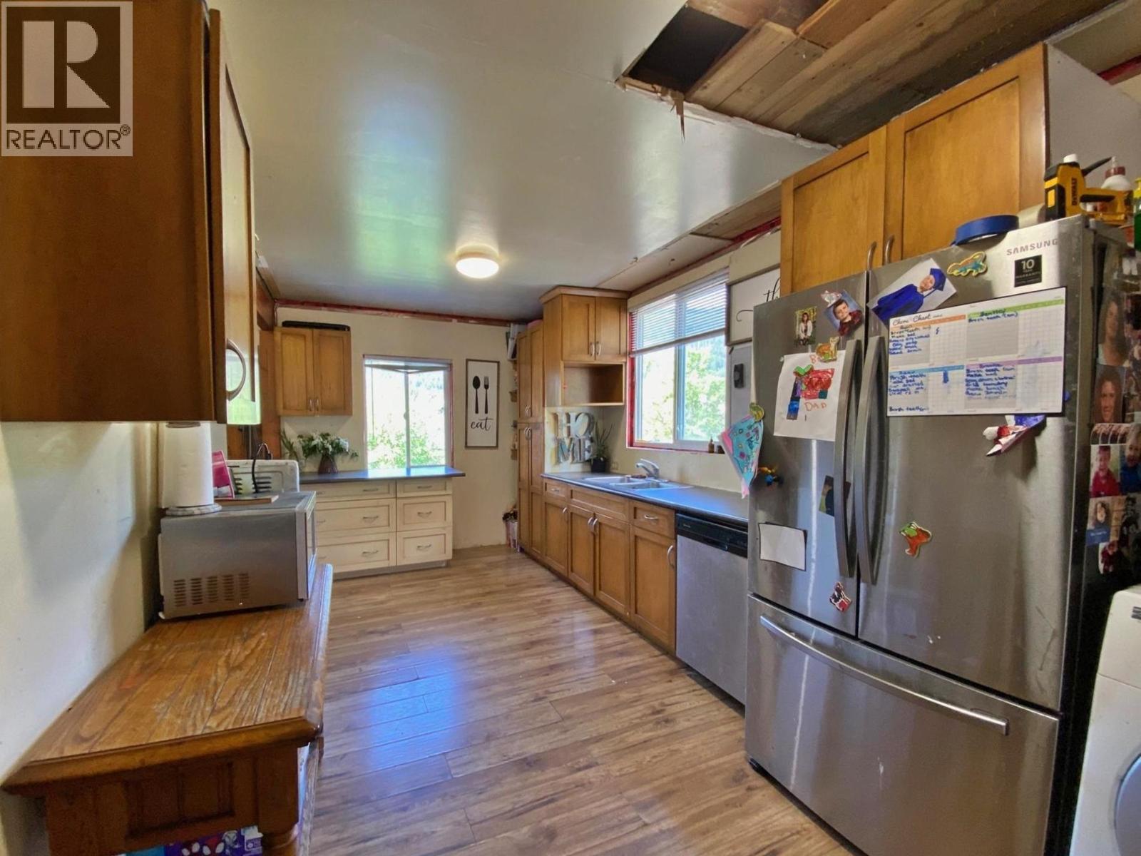 9857-9861 Church Street