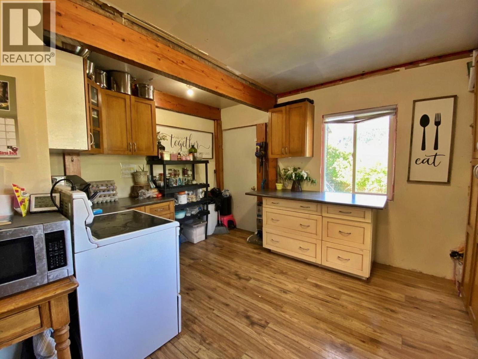 9857-9861 Church Street