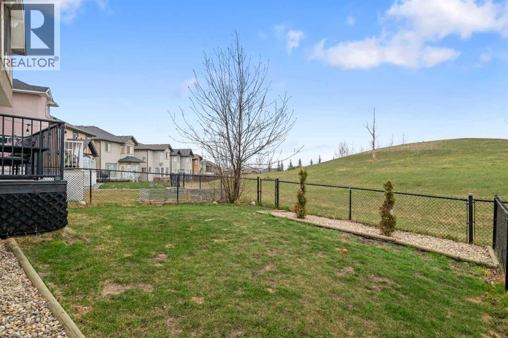 44 Sherwood Circle NW