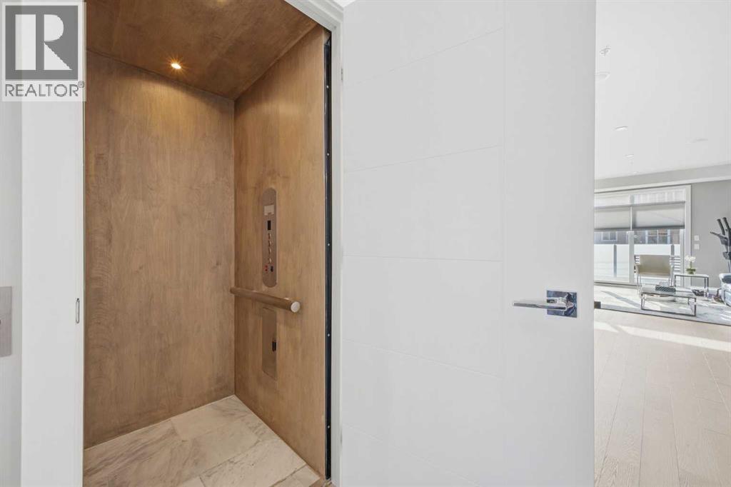 2, 1830 34 Avenue SW