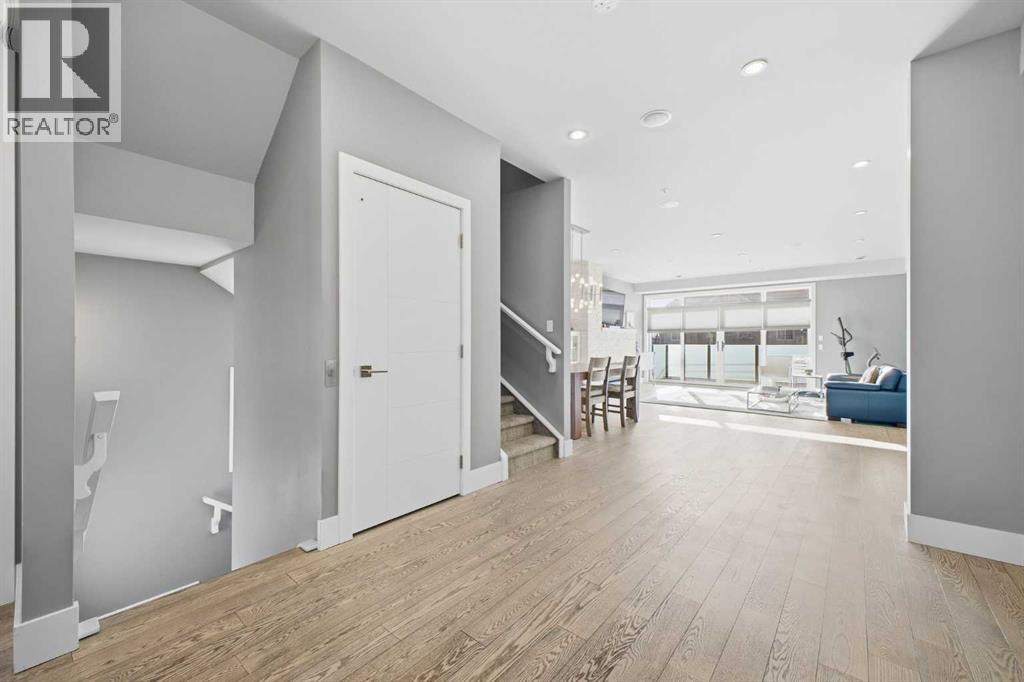 2, 1830 34 Avenue SW