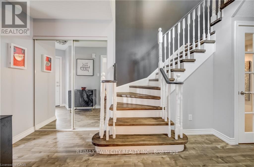 101 ESSEX POINT DRIVE