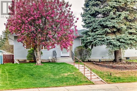 4915 48 Street NW Calgary AB T3A0S8